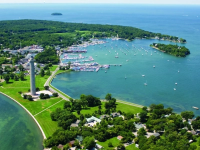 Roof Maxx Truck in Elyria Ohio