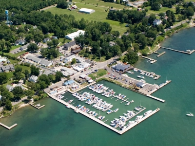 Roof Maxx Truck in Elyria Ohio